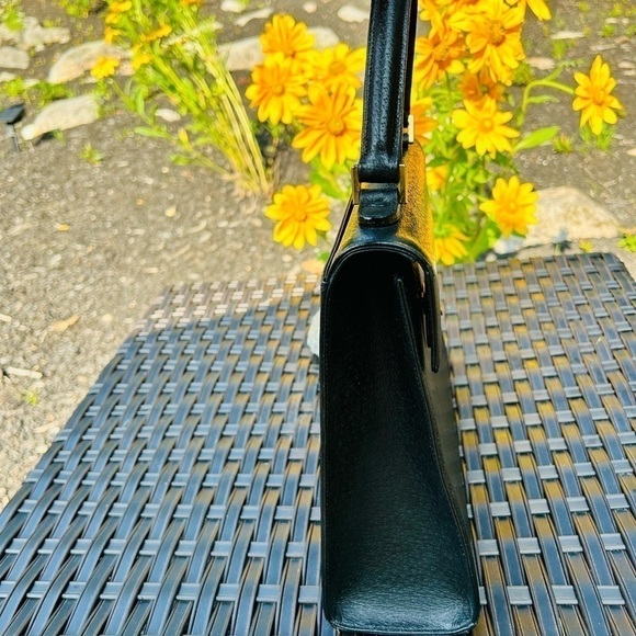 Valentino Garavani Midnight Black Leather Handbag Satchel. 🌸💝🌸 - Picture 11 of 13